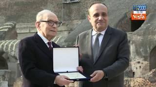 Il maestro Morricone premiato al Colosseo