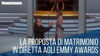 La Proposta di Matrimonio agli Emmy in diretta di Glenn Weiss - Italiano